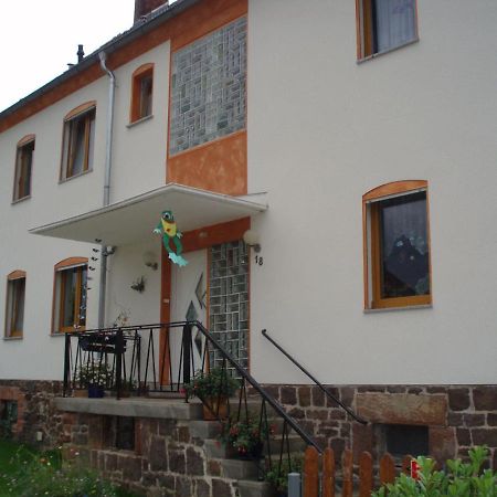 Tiny-Apartment-In-Gemuenden-An-Der-Wohra Gemunden an der Wohra Exterior photo